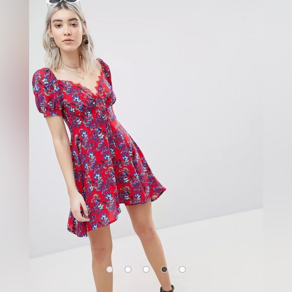 Boohoo Floral Prairie Bustier Dress - Picture 1 of 3